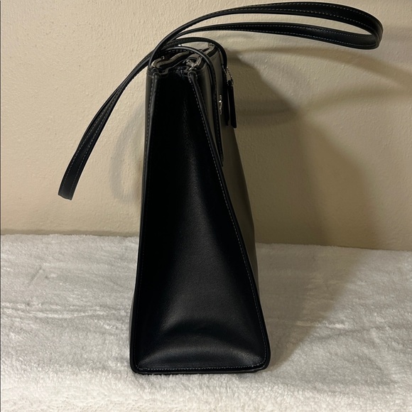 NWOT - Coach Black/silver Nina Tote for casual, business or travel. - Picture 10 of 10